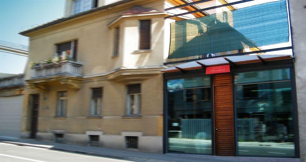 Hotel President Загреб Экстерьер фото